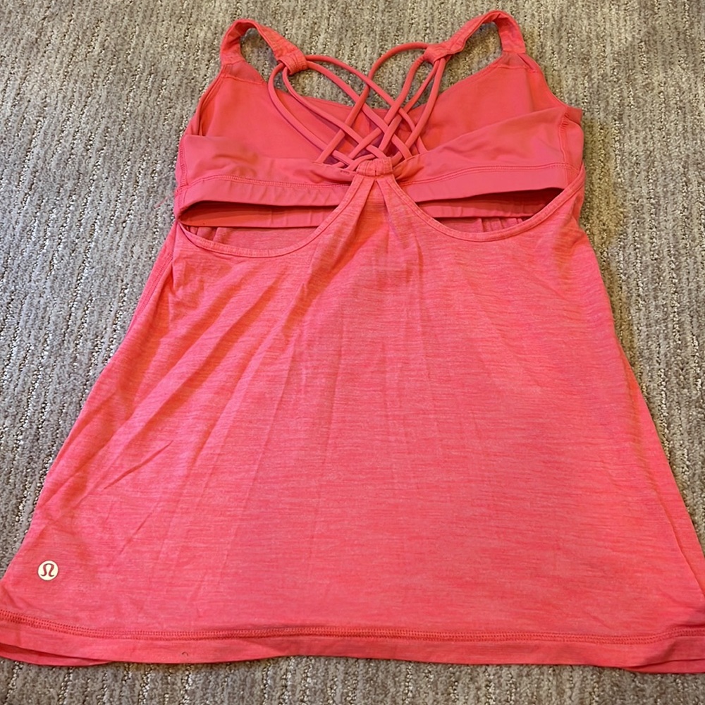 Lululemon tank top